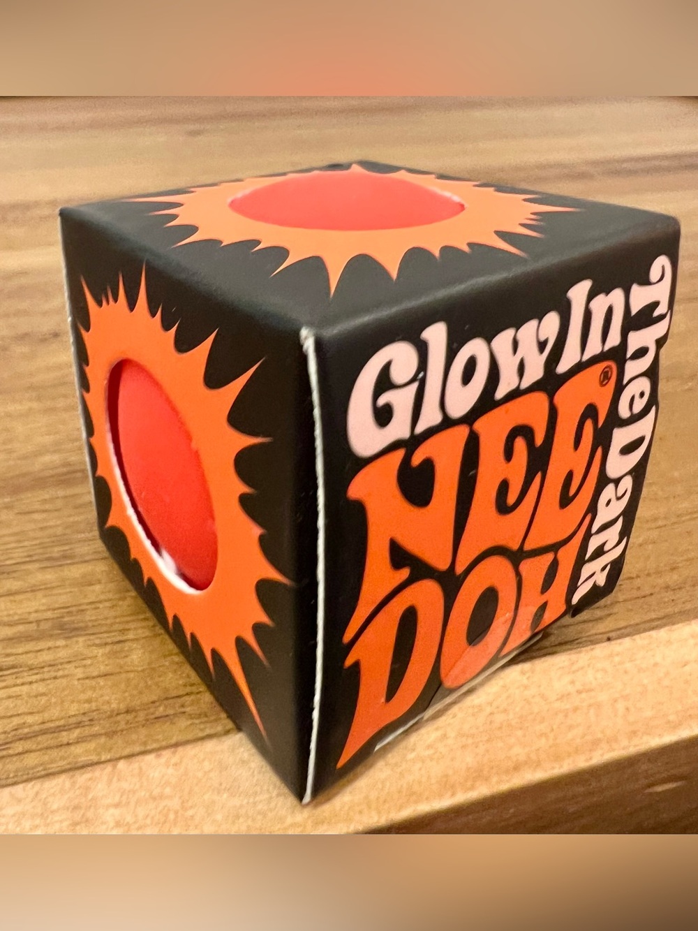 🔥Teenie Glow In The Dark NeeDoh Squish Ball in Bright Orange 🧡